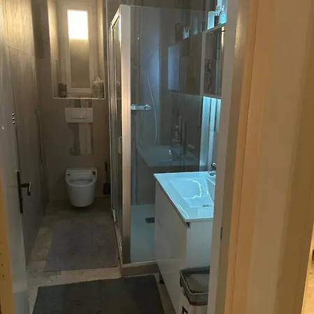 Entire Raphael * Cannes